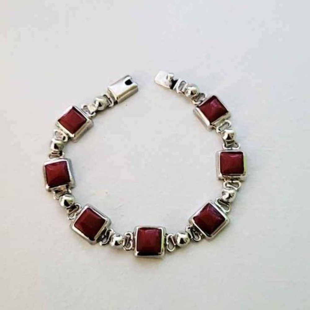 Sterling Silver Beautiful Red Coral Bracelet - Picture 3 of 8